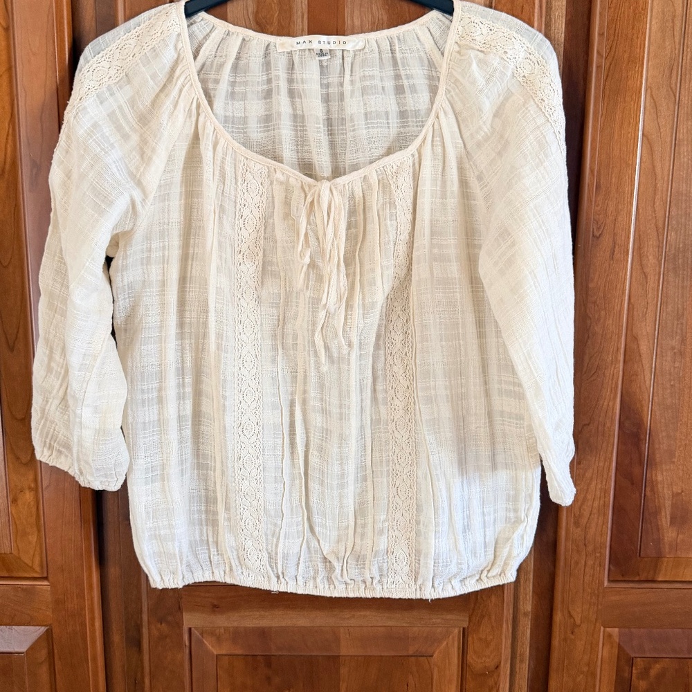 Max Studio BOHO chic cream 3/4 sleeve blouse S